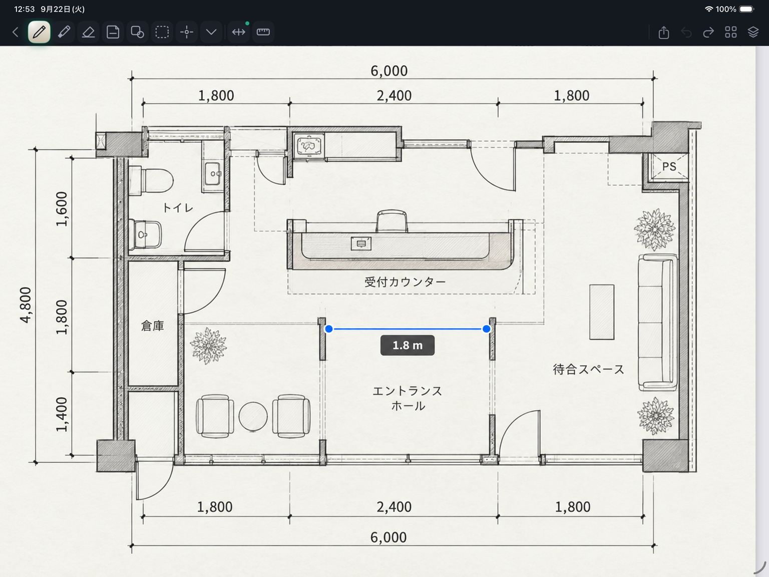 ScaleInkで図面の既知寸法2400mmから縮尺を登録し、通路幅を1.8mと計測しているiPad画面